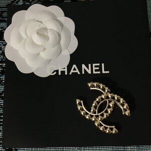 Women's Chanel brooch